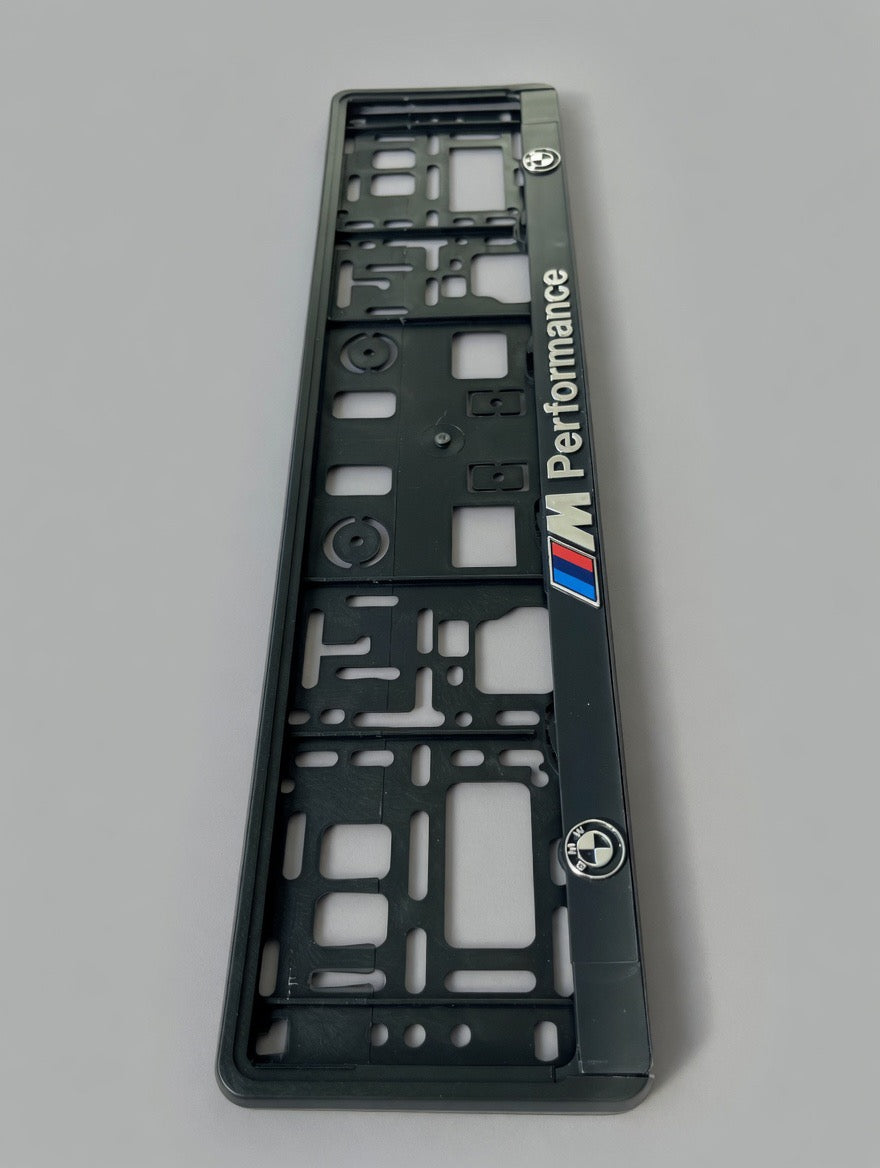 Portamatrículas BMW M Performance | Serie 1, 3, 5, X3, X5 | Logo M a Color y Letras 3D Cromadas