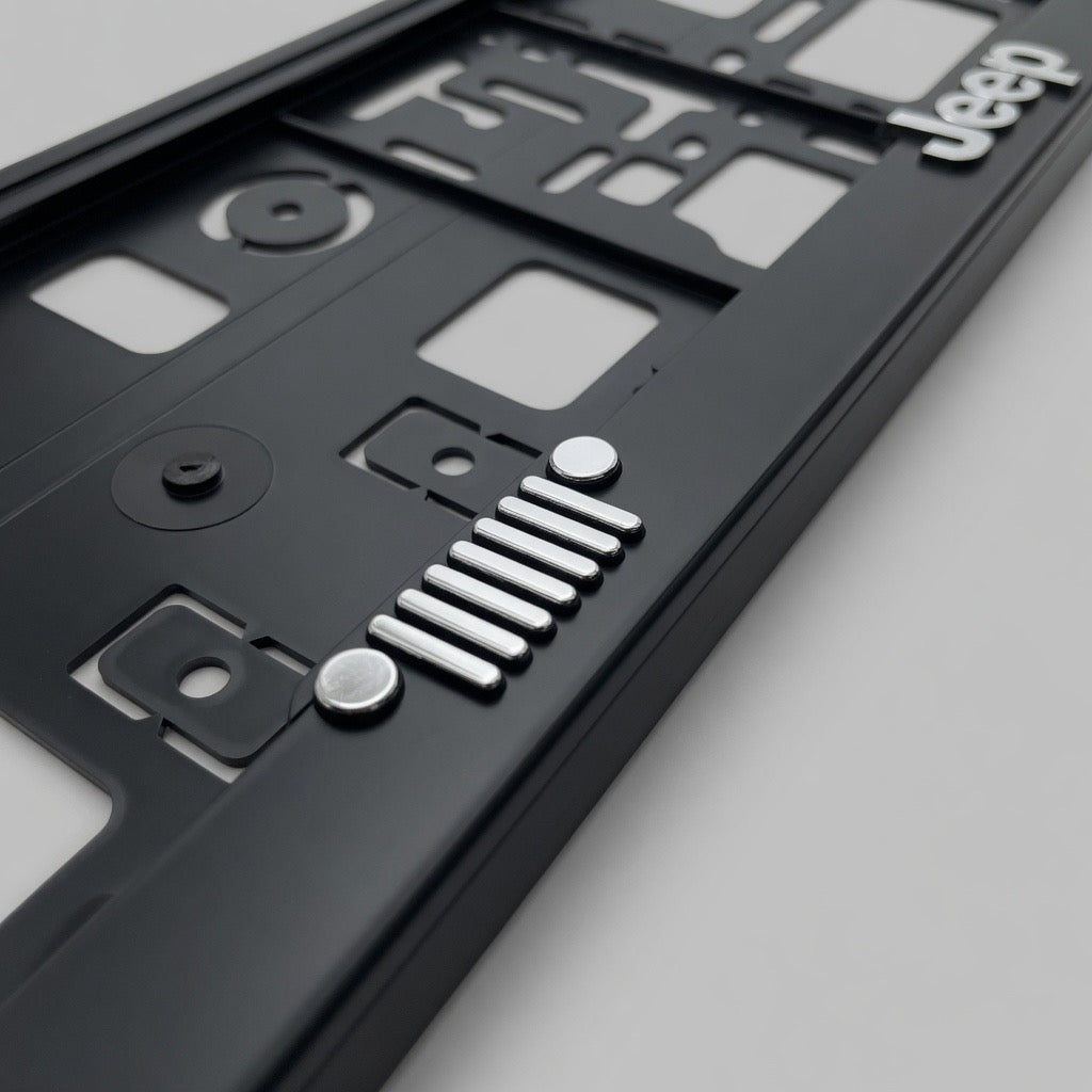 Portamatrículas Jeep | Wrangler, Cherokee, Renegade, Compass | Logo y Letras 3D Cromadas