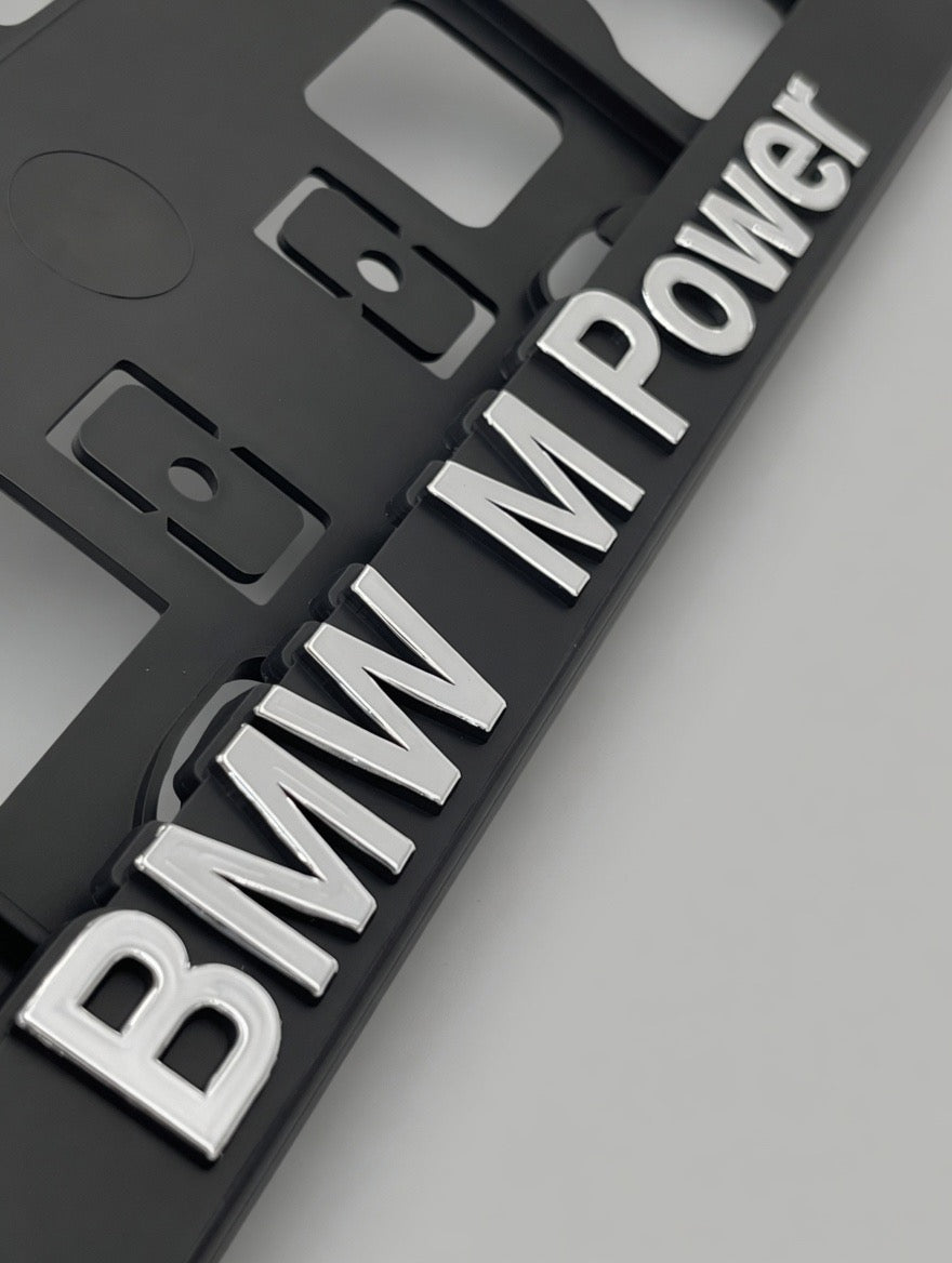 Portamatrículas BMW M Power | Serie 1, 3, 5, X3, X5 | Logo M a Color y Letras 3D Cromadas