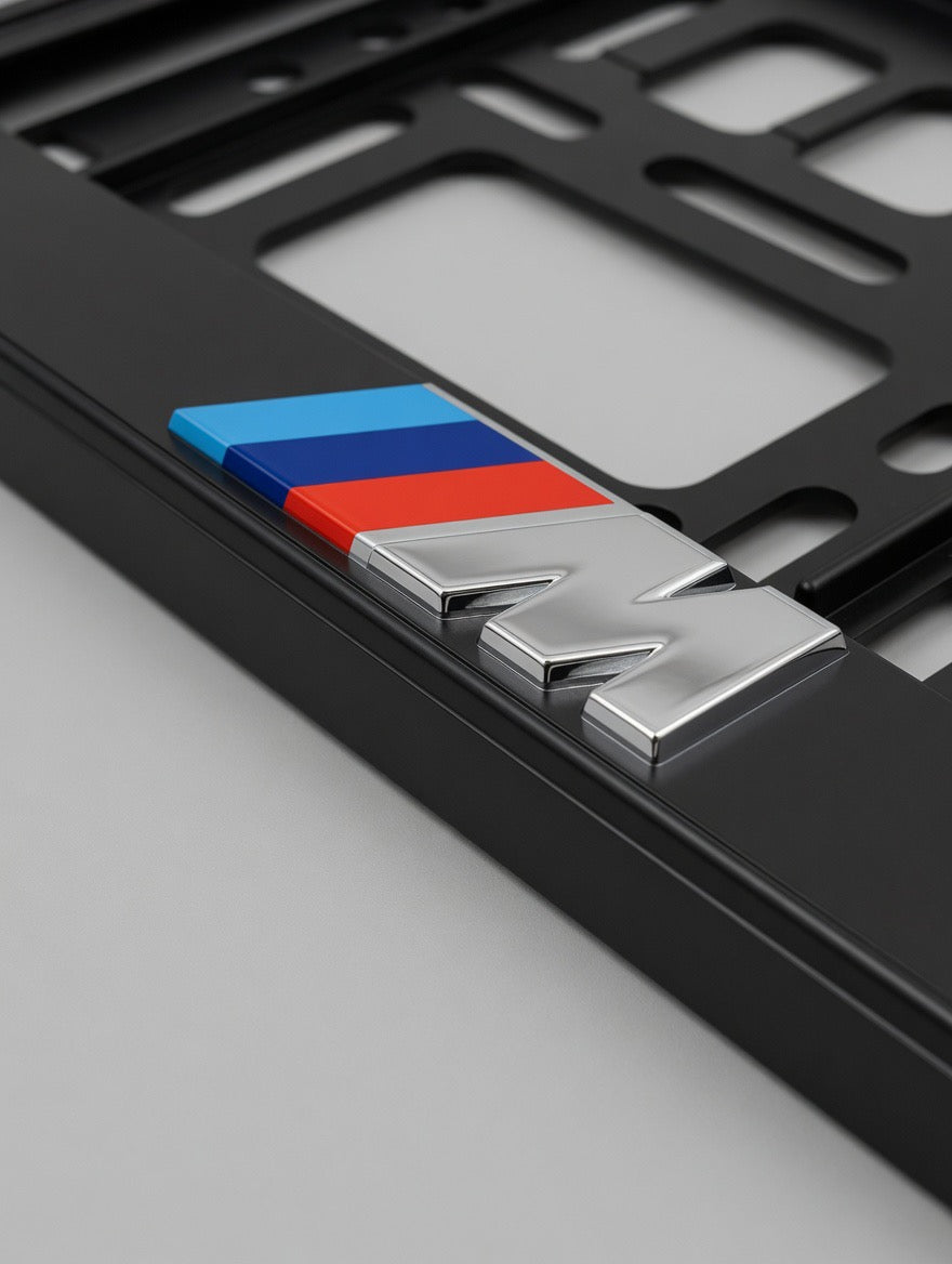 Portamatrículas BMW M Power | Serie 1, 3, 5, X3, X5 | Logo M a Color y Letras 3D Cromadas